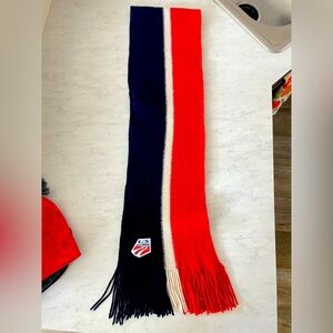 TOMMY HILFIGER US SKI TEAM Scarf. Wore only a few times. Red, white & blue